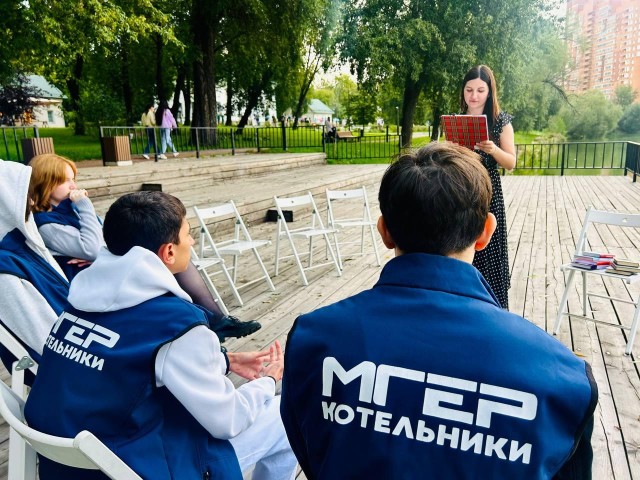 Стихи поэтов Серебряного века читают в парках Котельников