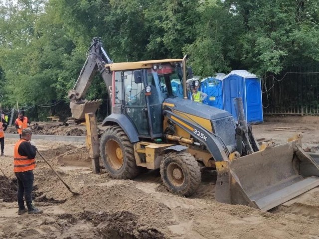 Кровлю и фасад заменили в здании школы «Содружество»