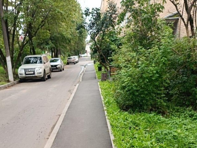 Двор домов №21 и 23 по улице Лебеденко обновили