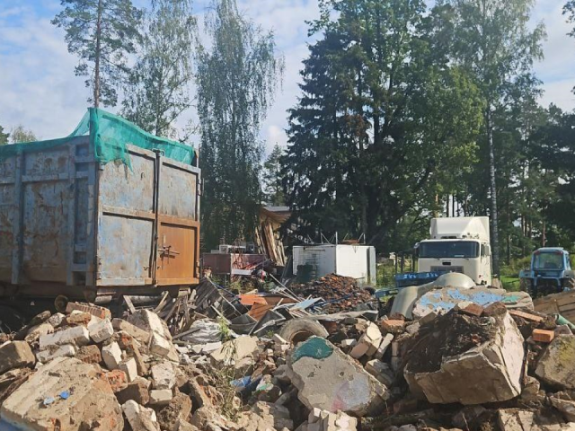 В Богородском округе пресекли незаконный сброс строительного мусора