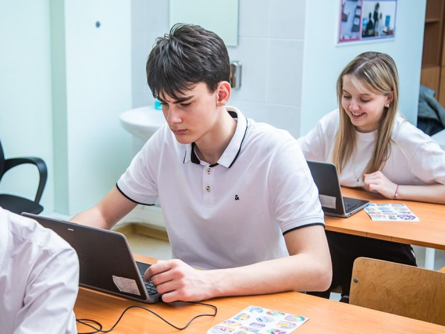 Какие изменения ждут школьников Дзержинского в учебном графике 2025-2026