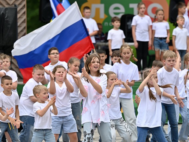 Цвета России в Ступине: афиша праздничных событий недели, которые пройдут в парках