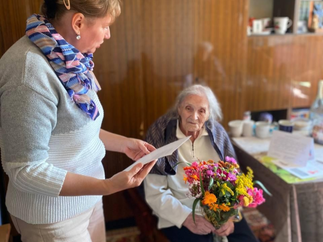 От Лондона до Подмосковья: 100-летняя юбилярша поделилась секретом долголетия