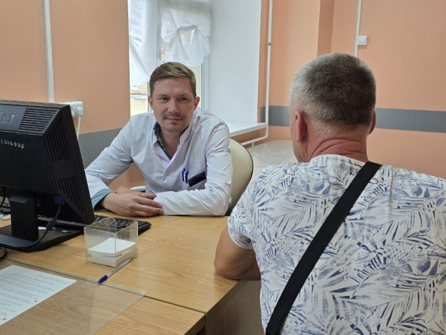 К приему пациентов приступил заведующий урологическим отделением Коломенской больницы