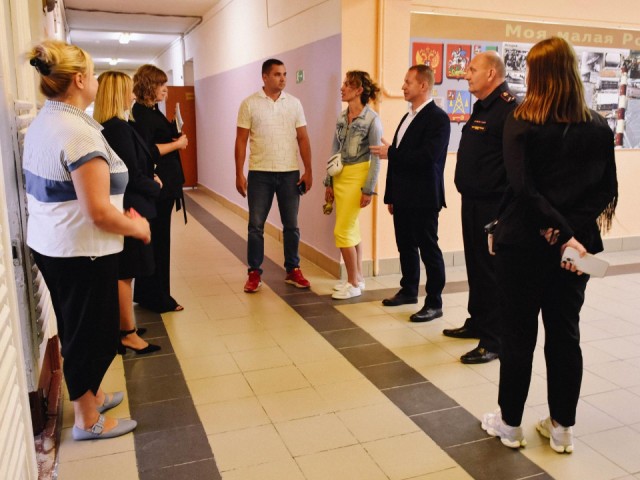 В Пушкинском округе проверили готовность школы к новому учебному году