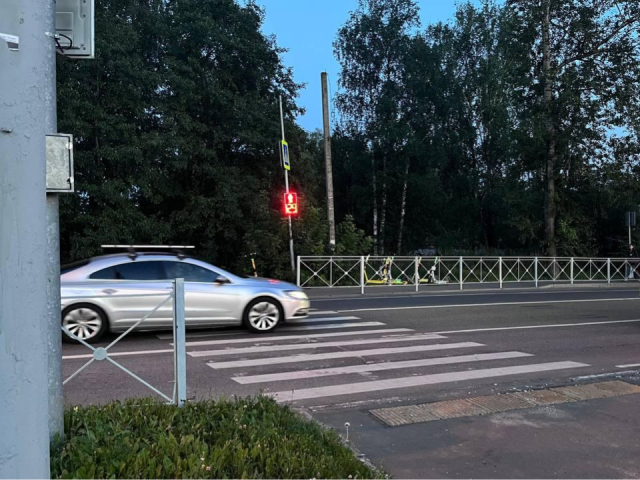 В Новых Водниках установили дорожные ограждения для безопасности пешеходов