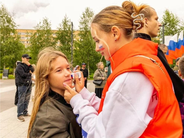 Как в Лобне отпраздновали День Государственного флага