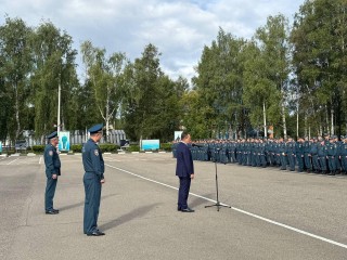 Спасателей-пиротехников торжественно встретили из командировки в Ногинске