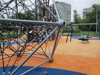 Новую игровую площадку на набережной успели оценить дети Орехово-Зуева