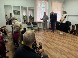 В Лыткарине поблагодарили волонтеров-пенсионеров, которые помогают бойцам