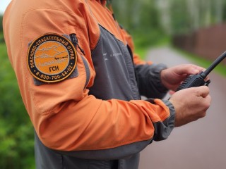 Седоволосого худого мужчину две недели ищут в Свердловском