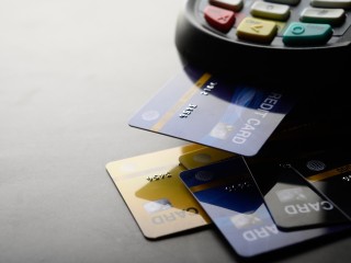 Выдачи кредитных карт «пробили» рекордную отметку