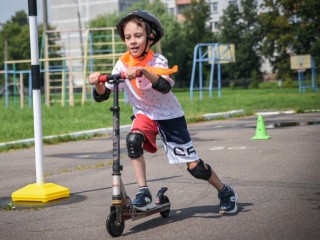 Соревнованиями на самокатах и пляжным волейболом отметят День поселка Сычево