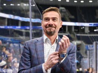 Актер «Молодежки» Денис Никифоров сломал ногу