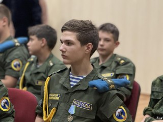 В Химках рассказали молодежи о традициях российского офицерства