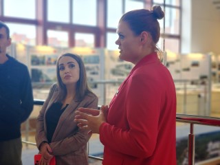 «Мурашки пошли»: в Дубне ветераны узнали артефакты со руин в Артемовске