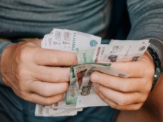 Водителей компании-перевозчика в Мытищах проверят после случая с подсчетом наличных денег