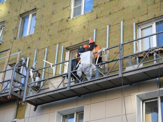 Фасады жилых домов в Дмитрове обновили и утеплили