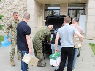 Подмосковные МФЦ отправили больше 21 т гумпомощи для участников СВО и беженцев