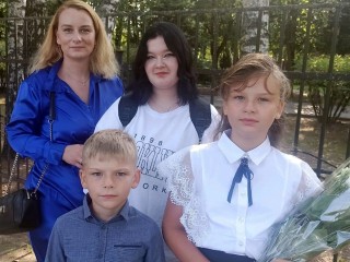 Большая семья из Звенигорода поделилась секретами подготовки к 1 сентября
