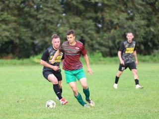 Команда по футболу из Талдома в шаге от победы в чемпионате Дмитровского округа
