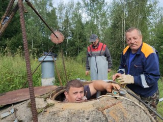 На водозаборном узле в Истре промыли резервуар, чтобы к жителям шла чистая вода