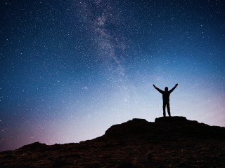 К Земле несется астероид, способный пробить кратер глубиной более 200 метров