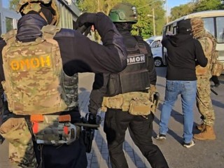 В общежитии для мигрантов в Балашихе прошел антимиграционный рейд