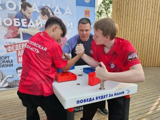 Луховицкие армрестлеры в День города устроят открытую тренировку