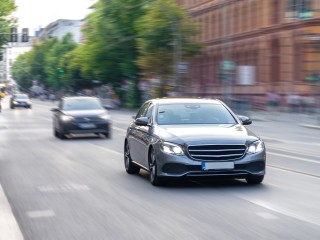 Перформанс с надувной куклой в Серпухове потряс местных жителей