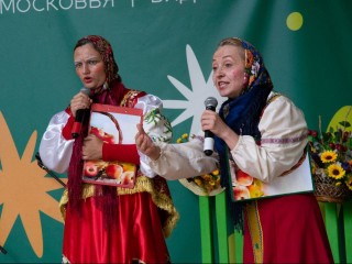 Праздник «Хваленое яблочко» в Центральном парке Видного прошел ярко и вкусно