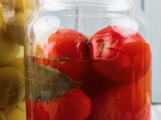 Вкус, знакомый с детства: рецепт помидоров «ум отъешь» назвала шеф-повар из Опалихи