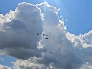 В День Луховиц над городом летали истребители «МиГ» и пассажирский Ил-114-300