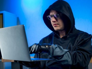 Лжесотрудники информационной безопасности пытаются обмануть жителей Талдома