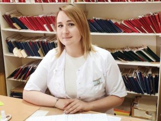 Психиатр рассказала, как привычка выпить перерастает в зависимость