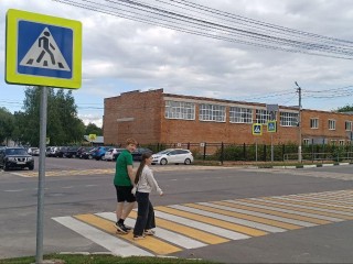 В Егорьевске обновляют пешеходные переходы у образовательных учреждений