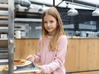Здоровый перекус для школьника: советы профессионального нутрициолога