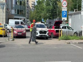 «Считывает» трафик и защищает пешеходов: в наукограде установили высокотехнологичный светофор