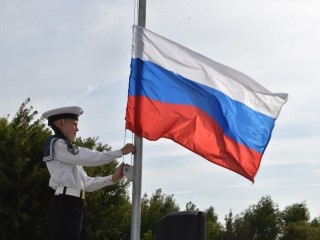 Уже в 11:00 на родине российского флага в Дединово начнутся праздничные мероприятия