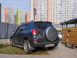 За половину августа водителей Котельников 24 раза оштрафовали за неправильную парковку