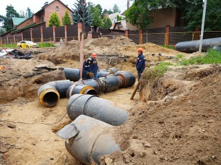 В Дмитровском округе к сентябрю отремонтируют более 10 км теплосетей