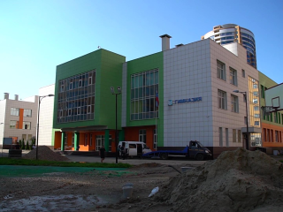 К учебному году готовы: госкомиссия провела приемку гимназии Реутова
