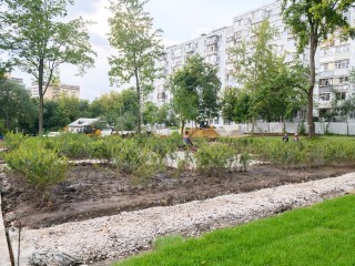 В новом сквере усадьбы «Лыткарино» в течение недели установят лавочки и урны
