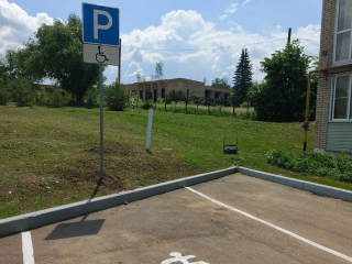 Особые парковки для ветеранов СВО обустроили в трех дворах округа