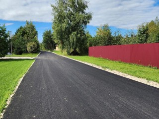Асфальт вместо щебня: в Луховицах выполнили капремонт проблемной дороги