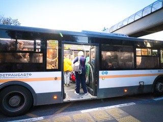 В Воскресенске женщина устроила скандал в автобусе из-за просьбы оплатить проезд