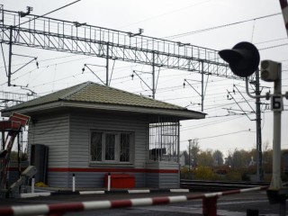На переезде в Уваровке 15 августа вводится одностороннее движение