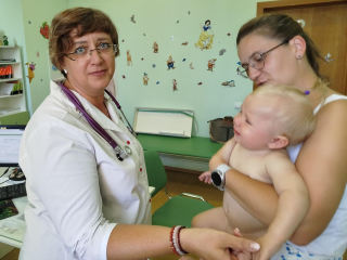 Педиатр рассказала, чем полезно материнское молоко ребенку в первый год его жизни