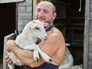 Боец СВО  из Можайска после ранения исполнил давнюю мечту и стал фермером