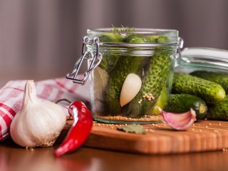 Корея рядом: жительница Шатуры поделилась рецептом кимчи из молодых огурцов